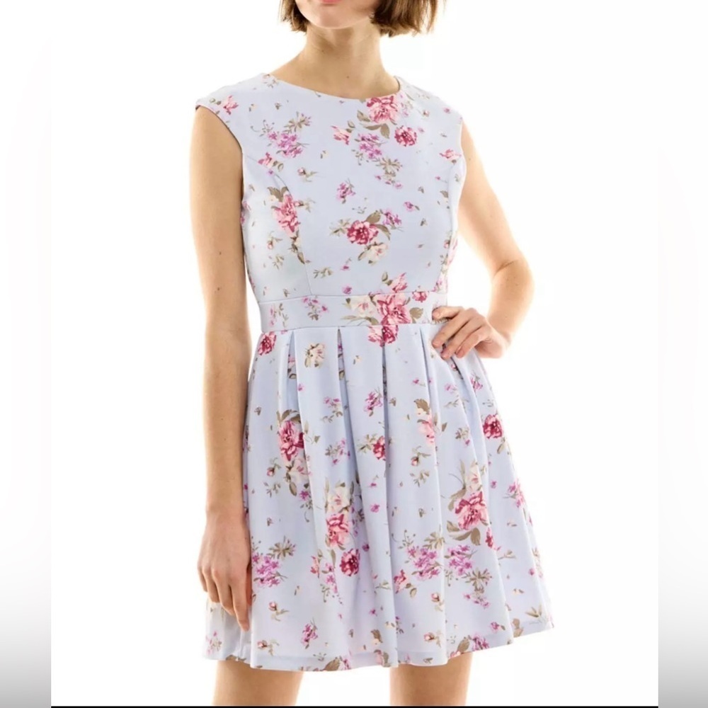 Emerald Sundae Juniors' Floral-Print Scuba-Crepe Pleated Dress Sz L New With Tag